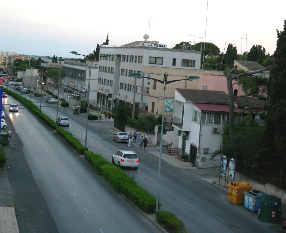 La Casa Sul Viale Lägenhet Syrakusa Rum bild